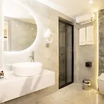 Otel Destill *