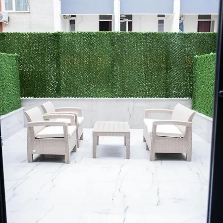 Destill * אנטליה